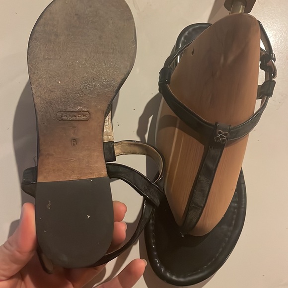 Coach Rolanda 7B black C front sandlas patent leather signature canvas T strap - Picture 5 of 10